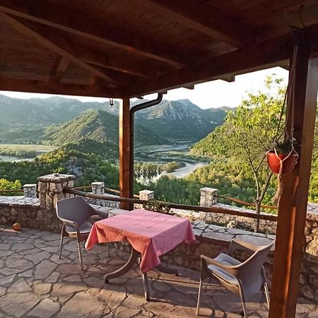 Village House - Novak Rijecani Rijeka Crnojevića Dış mekan fotoğraf