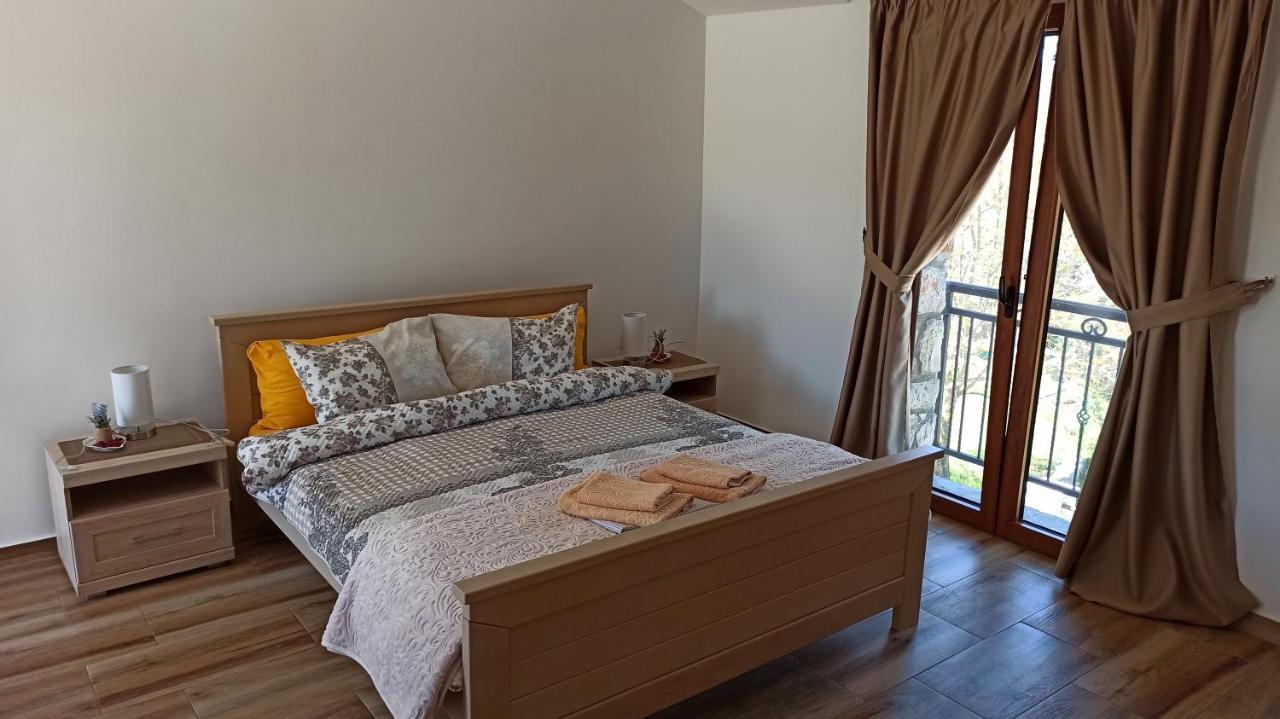 Village House - Novak Rijecani Rijeka Crnojevića Dış mekan fotoğraf