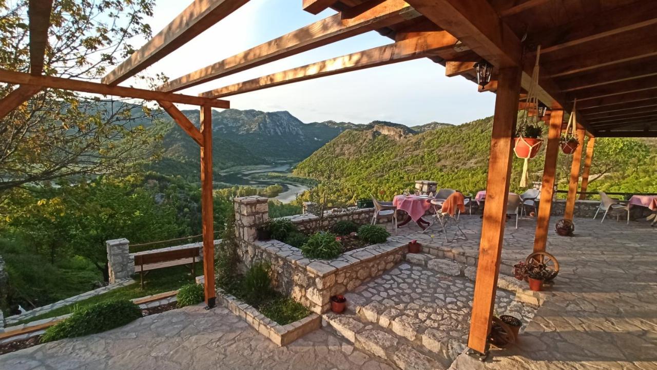 Village House - Novak Rijecani Rijeka Crnojevića Dış mekan fotoğraf